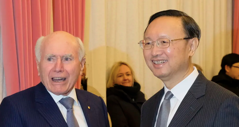 澳中关系回暖之际,霍华德会见杨洁篪