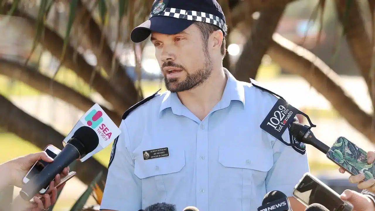 昆州高级督察冲浪失踪 海陆空联合搜救持续